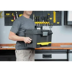BOITE TOUCH LATCH 48CM AVEC TIROIR STANLEY 1-70-316