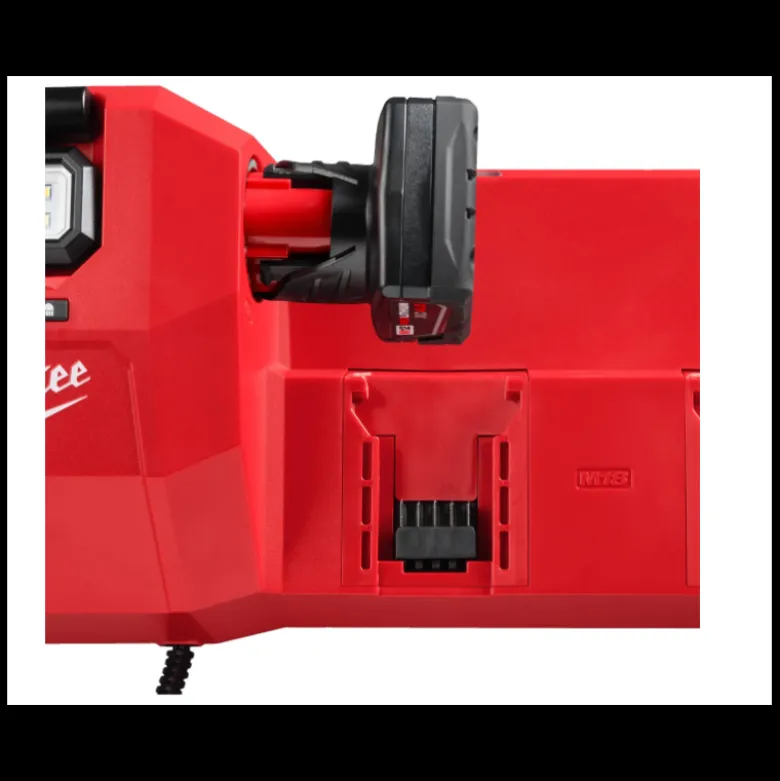 Chargeur multi-ports M12™ - M18™ GBC4 MILWAUKEE | 4933493863