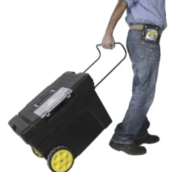 COFFRE DE CHANTIER CONTRACTOR A ROULETTE STANLEY 1-97-503
