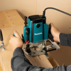 Défonceuse - 1 850 W, 12 mm - Makita | RP1802X07