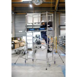 Echafaudages roulants aluminium X-tower plancher plancher 2,00m Tubesca-Comabi | 22405520