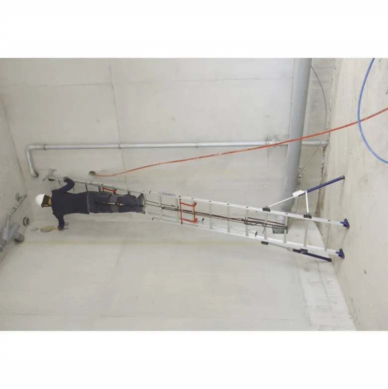 ECHELLE COULISSANTE A CORDE AVEC STABILISATEURS C3 STAB - Duarib LD | 610610