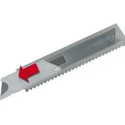 LAMES DE CUTTERS 18MM - ETUI 50 LAMES - STANLEY FATMAX 3-11-718