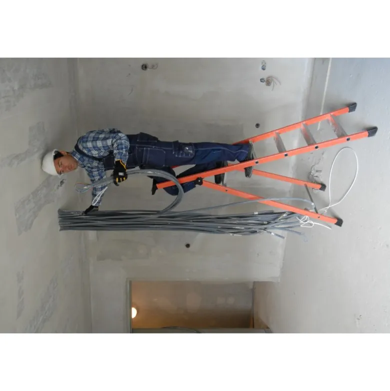 Marchepied compact fibre 4 marches Tubesca-Comabi | 04472004