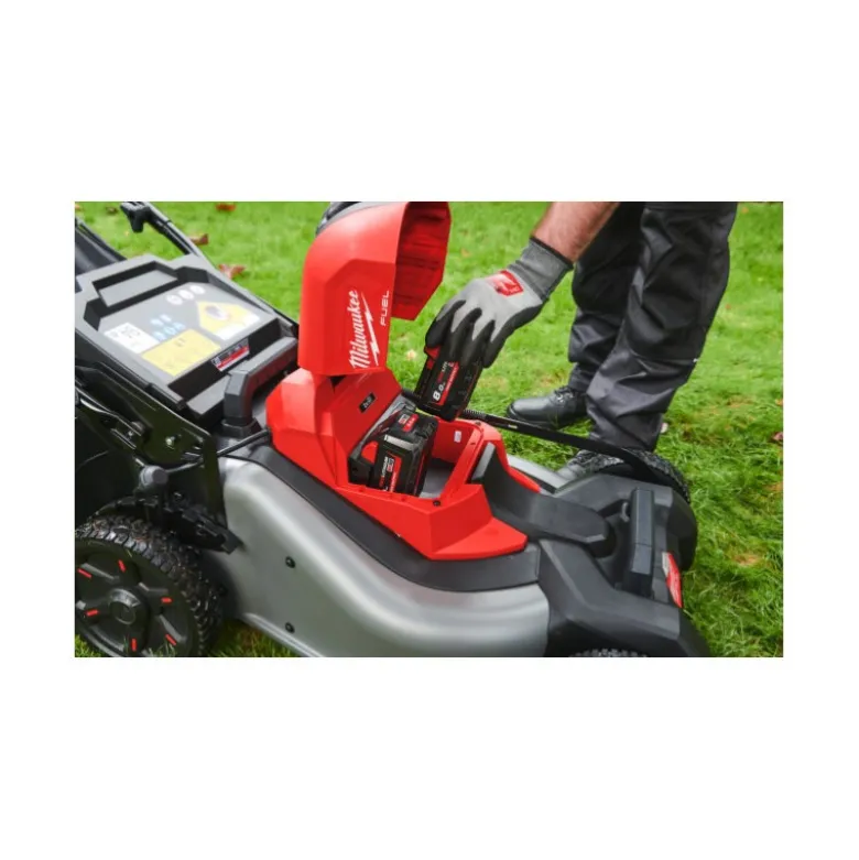 M18 FUEL™ Tondeuse à gazon autotractée 46cm à double batterie Milwaukee | 4933492010