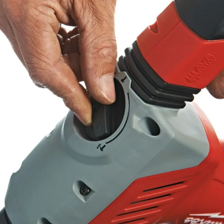Perforateur Burineur SDS+ 800 Watts 4,8 Joules EPTA PLH 28 XE | 4933446800 Milwaukee