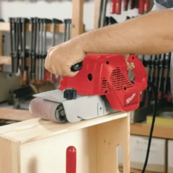 Ponceuse à Bande 1150 Watts largeur 100mm BS 100 LE | 4933385150 Milwaukee