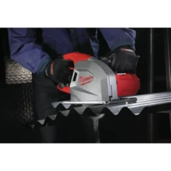 Scie circulaire à métaux 1800 Watts coupe maxi 66mm de profondeur à sec et sans étincelle MCS 66 | 4933440615 Milwaukee
