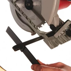 Scie Circulaire 1600Watts capacité de coupe 61mm de profondeur CS 60 | 4933419225 Milwaukee